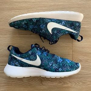 Men’s Nike Rosche’s